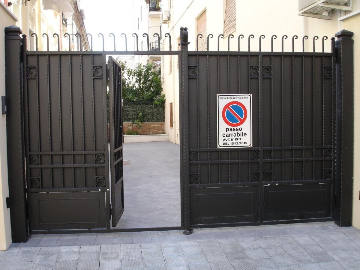 B&B I Bronzi Reggio di Calabria Dış mekan fotoğraf